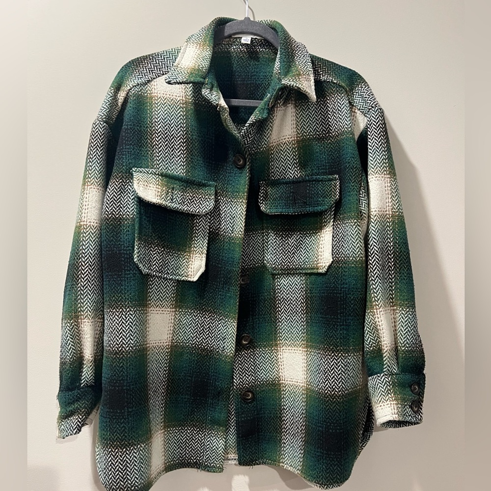 Boutique green/cream shacket